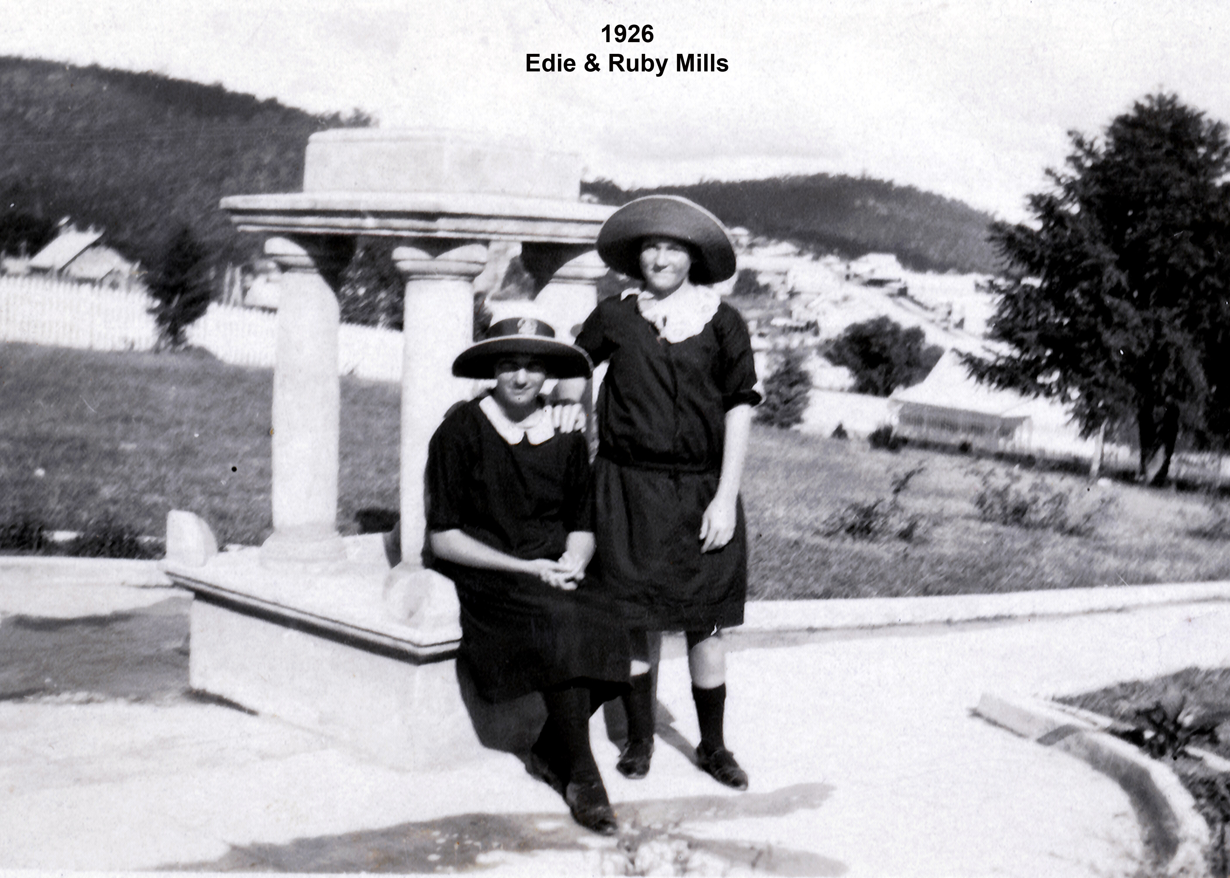 1926 Edie & Ruby Mills