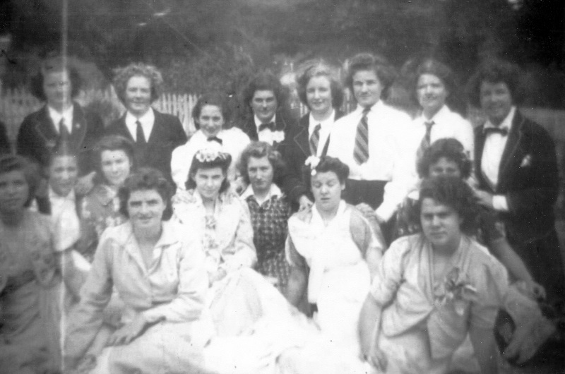 1943 Students