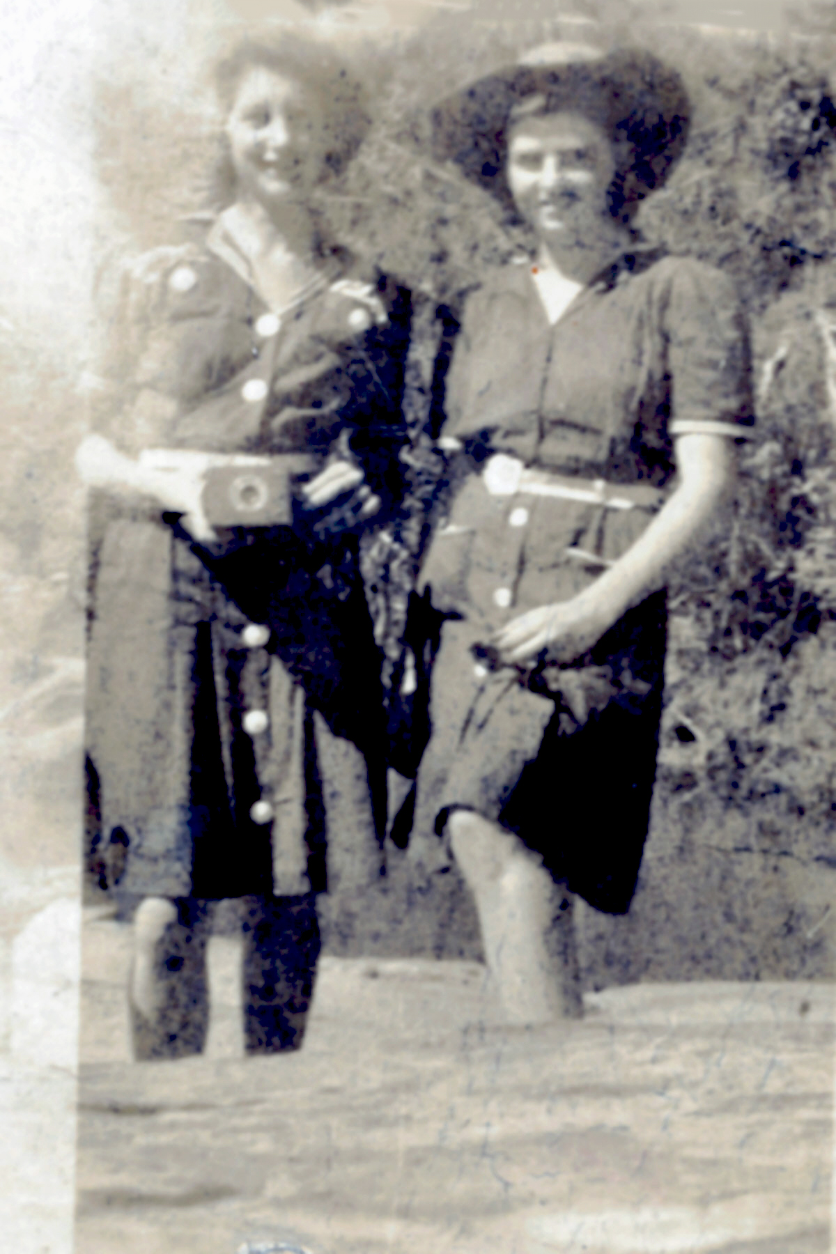 1944 Gwen Kelly & Sheila Farrelly
