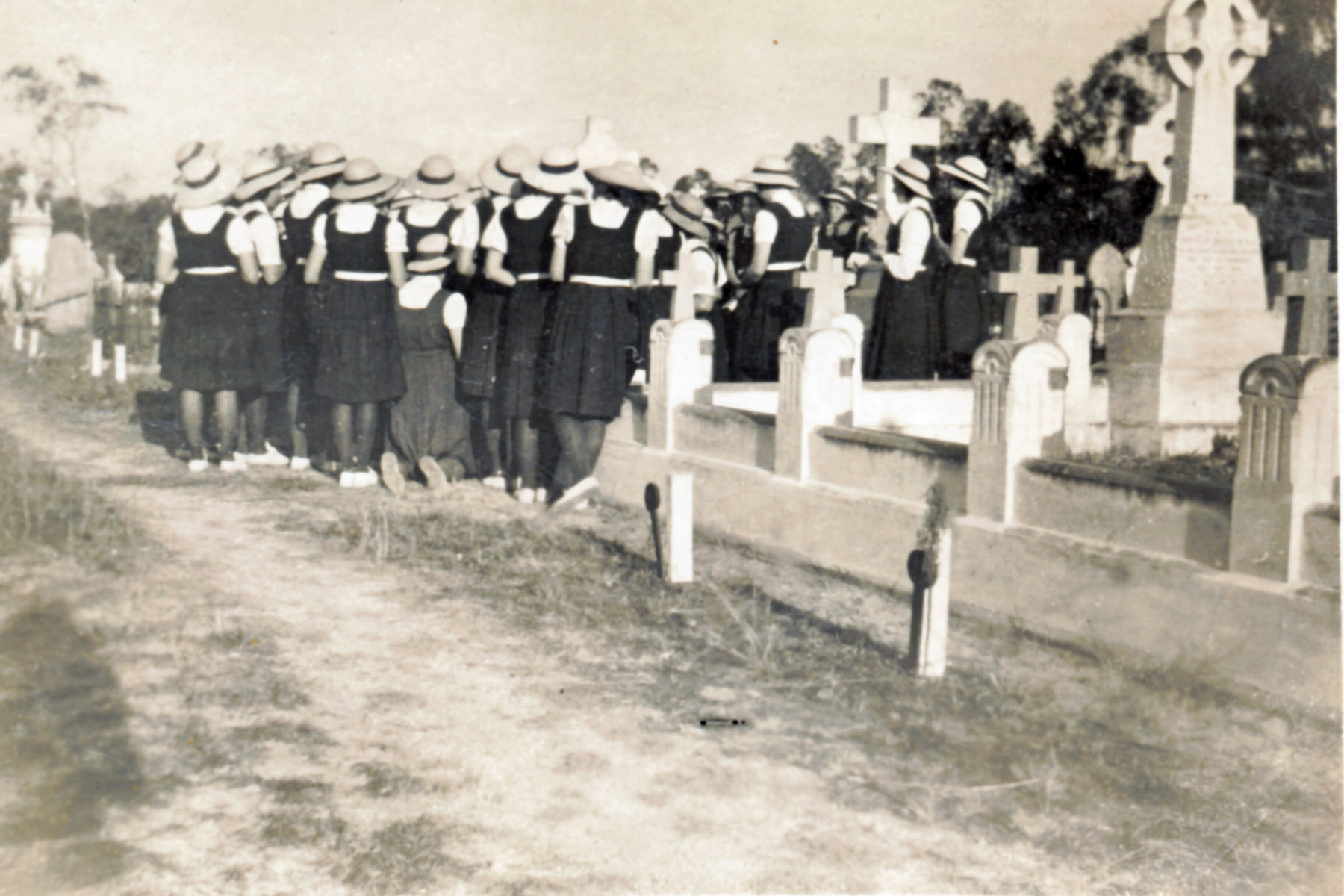 1945 Students at the cemetary