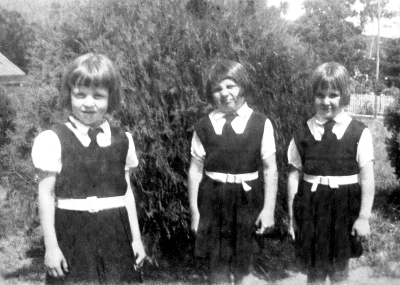 1948 Rita Romano and friends