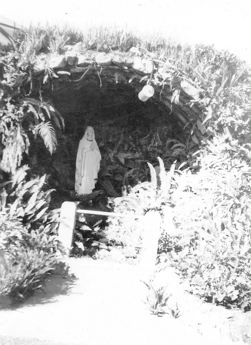 1961 The Grotto
