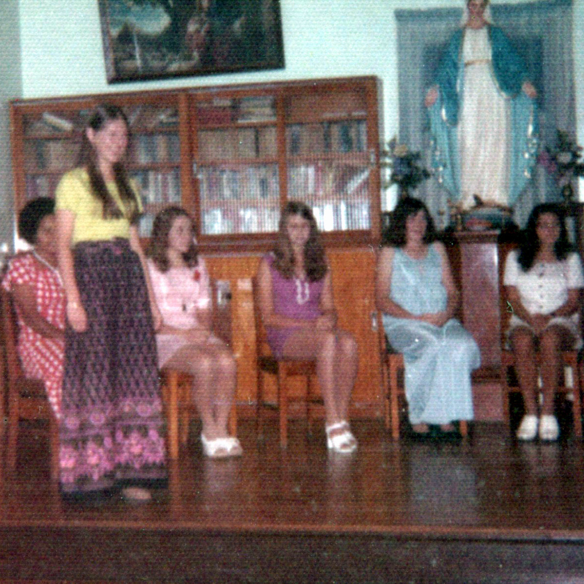 1973 Seniors in Study Hall