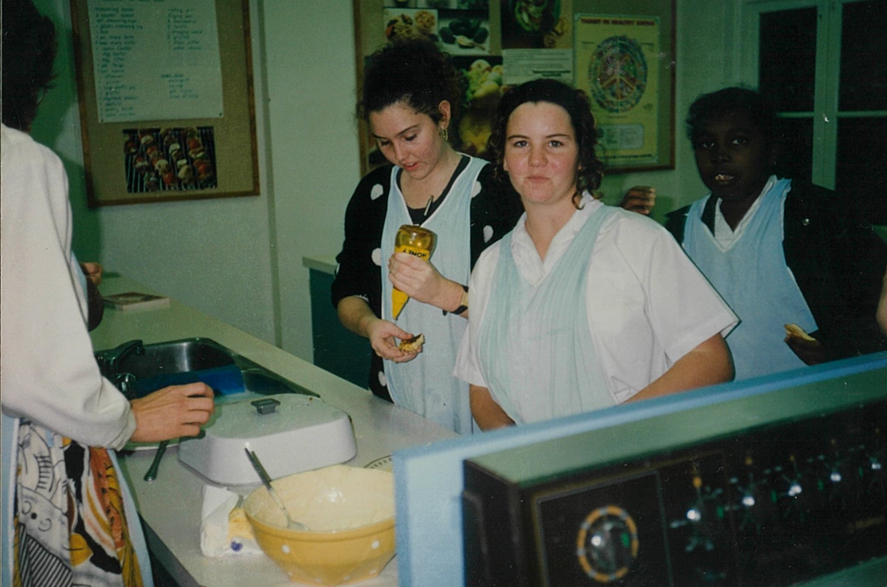 1993 Cooking Class - Mrs Liz Davis, Tania Doyle and Lynda Vincin