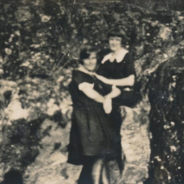 1927 Nea Anderson and Laura O'Beirne