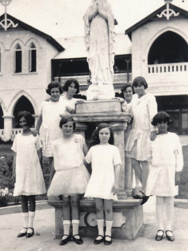 1930's Girls 