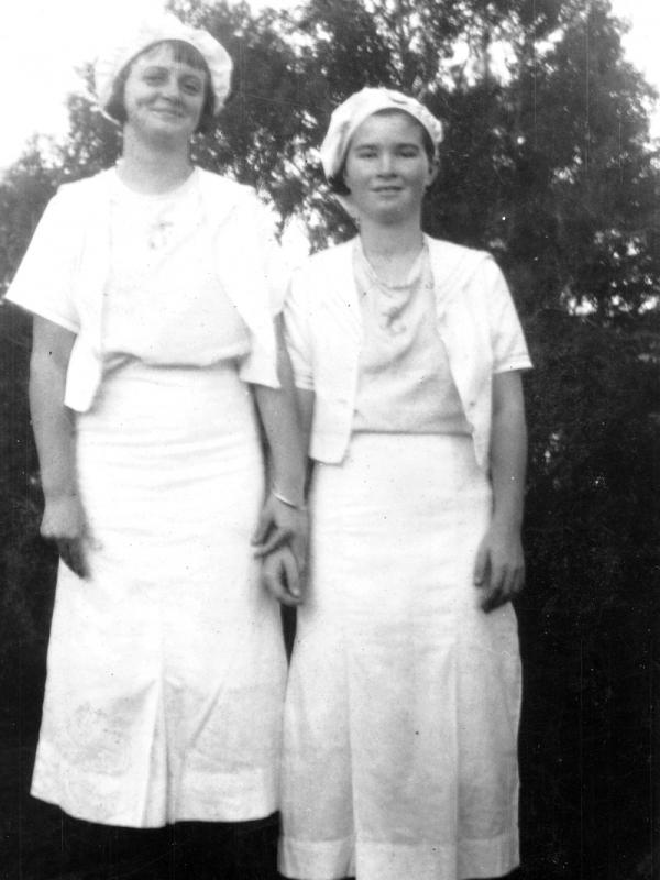 1937 Norma Taylor & Ella Carter
