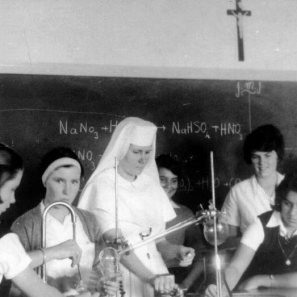 1960s Girls in the Science Lab