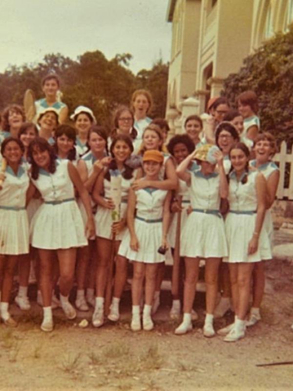 1972 Grade 8 Softball Team