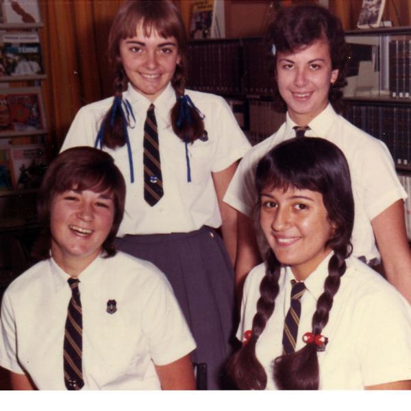 1972 - Students 11
