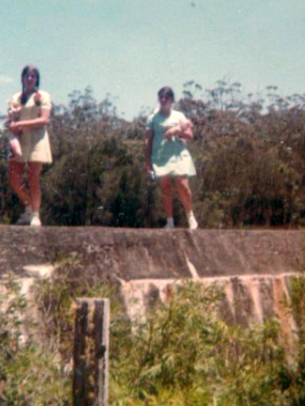 1972 Walking at the weir