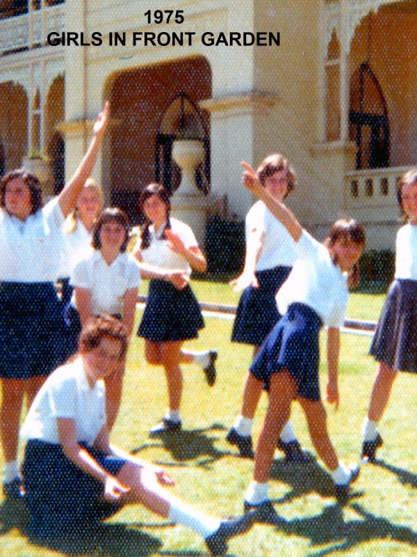 1975 Girls In Front Garden