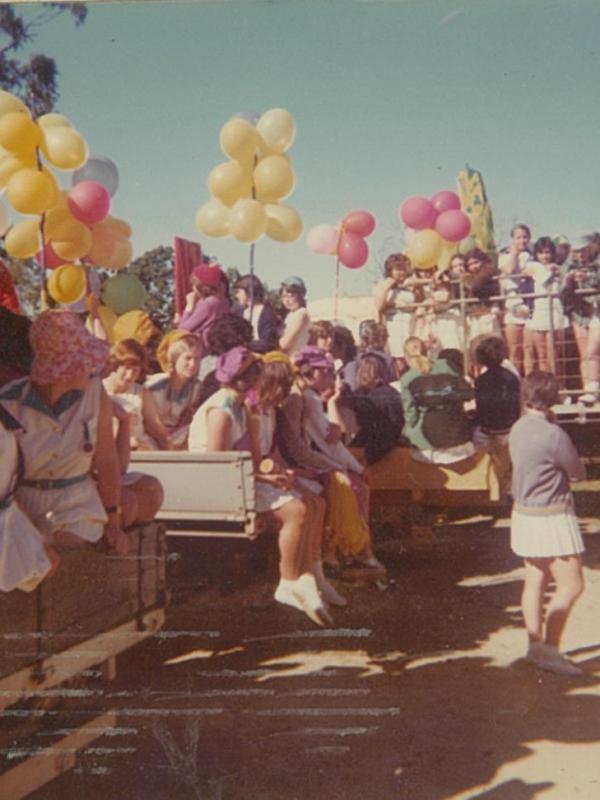 1975 Travelling to Sports Day