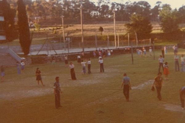 1977 Oval