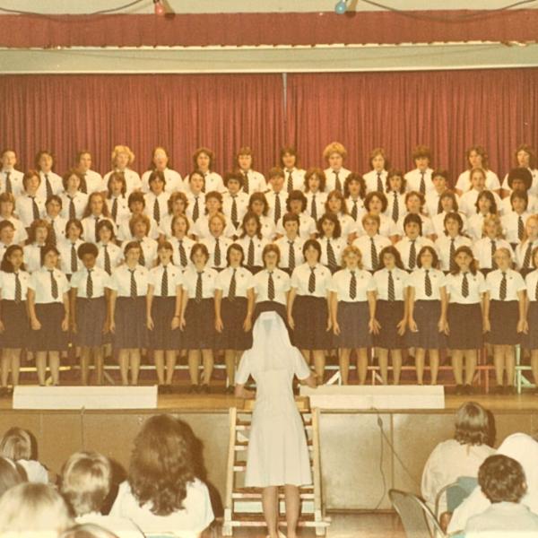 1983 College Choir with Sr Pam