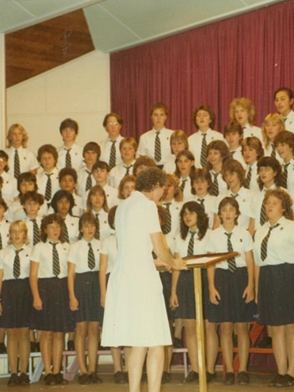 1985 Annual concert - Choir 1