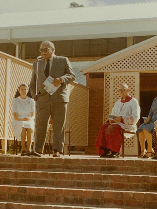 1985 Building Opening 2