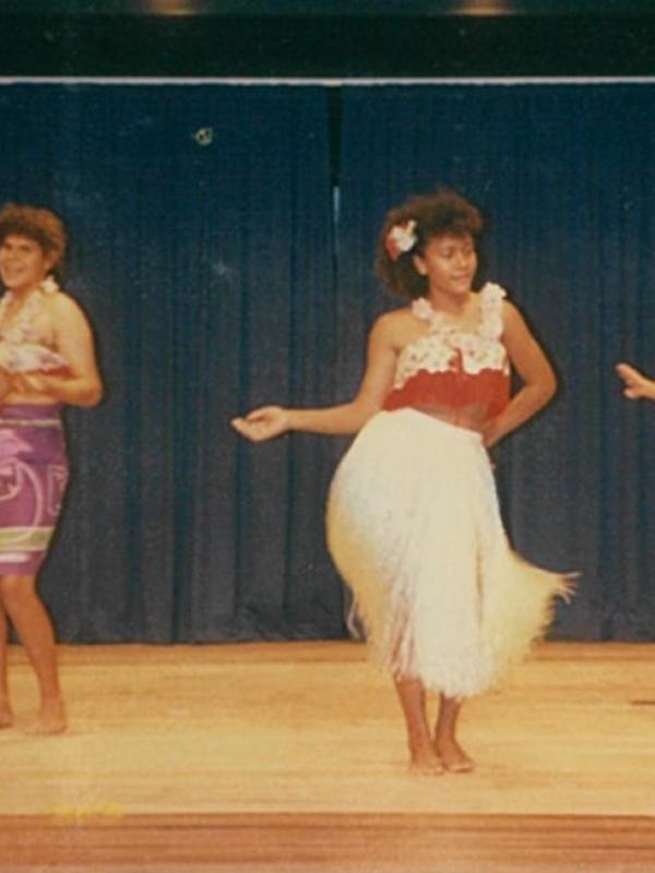 1988 Cultural dancers
