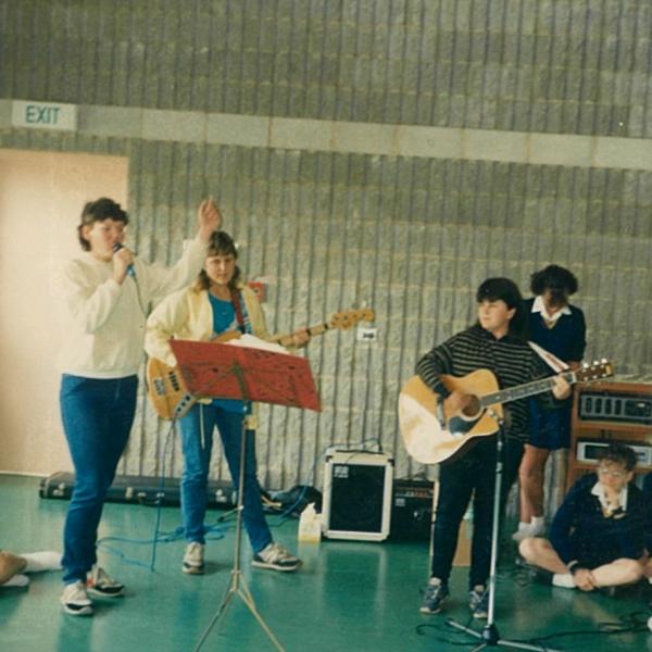 1988 Performance 7